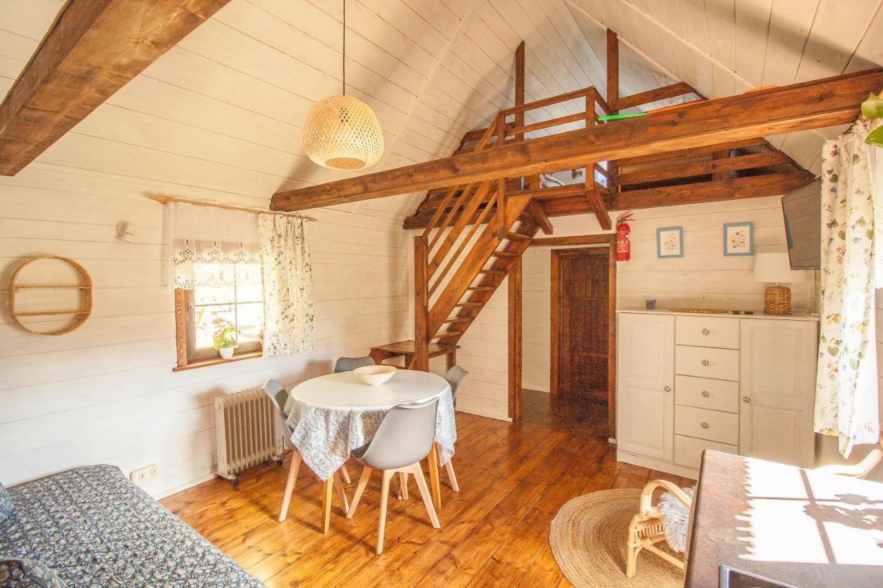 Holiday House Folwark Jelen Poniklica Eksteriør bilde